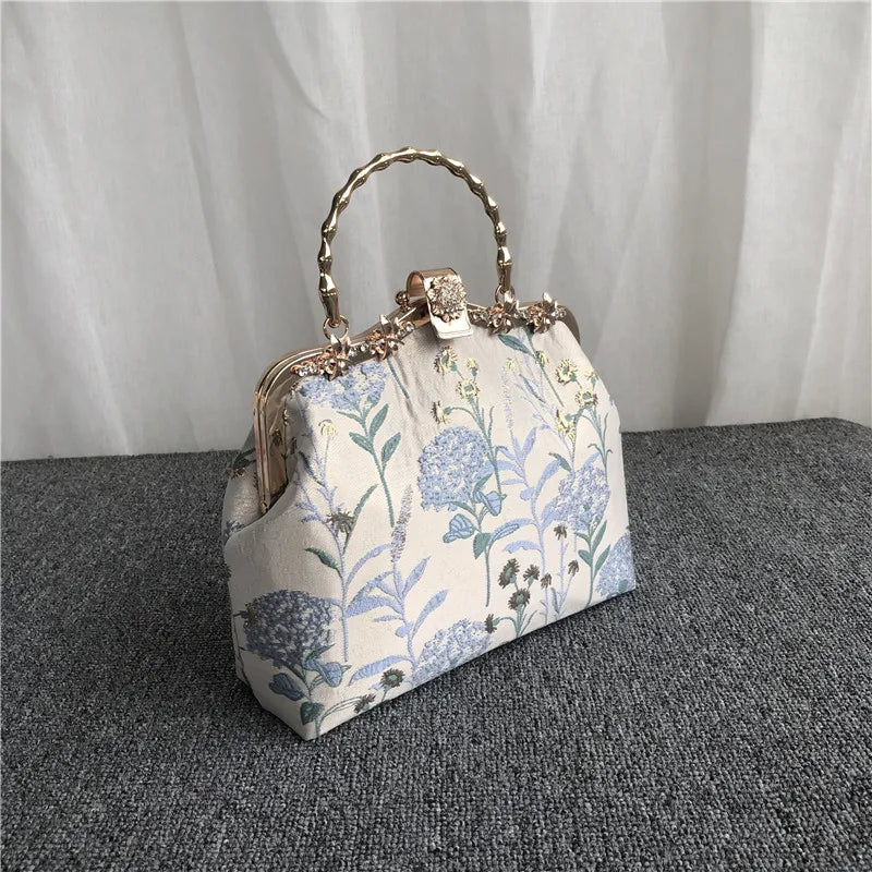 Vintage Embroidered Floral Flap Crossbody Bag | Classic Cloth Chain Shoulder Handbag
