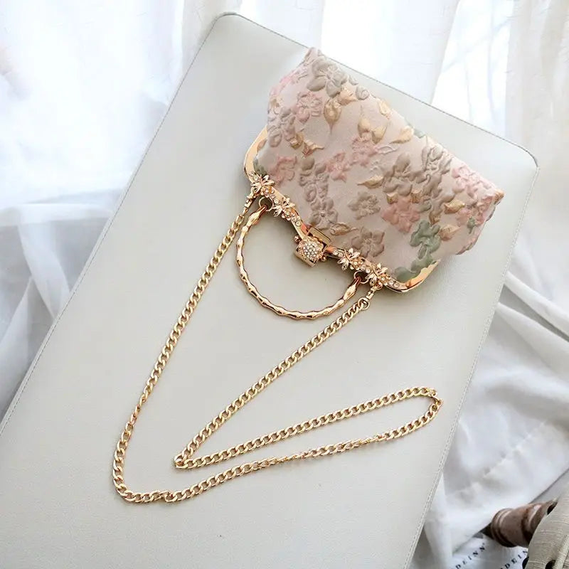Vintage Embroidered Floral Flap Crossbody Bag | Classic Cloth Chain Shoulder Handbag